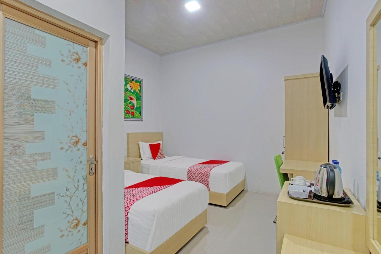 Oyo 90404 Pringombo Homestay 2 Syariah Bandar Lampung Extérieur photo